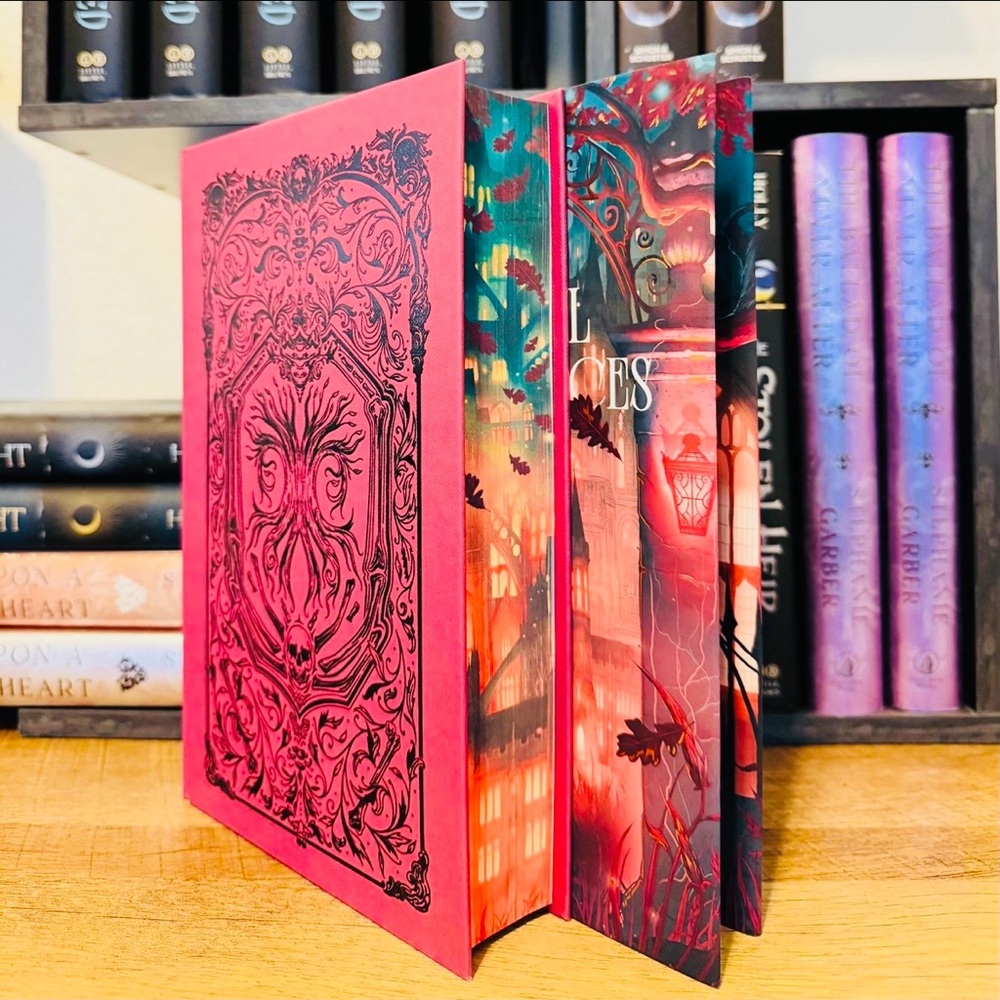 Fairyloot Exclusive Edition Immortal Consequences by I.V. Marie - Picture 2 of 14